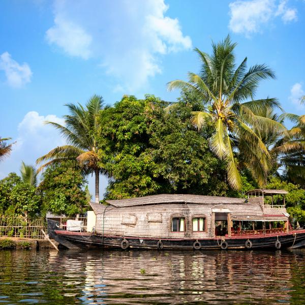 Kerala Houseboat Cruise image 1