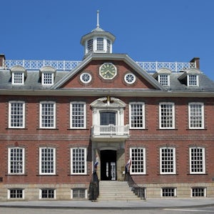 Discover Colonial Newport Walking Tour