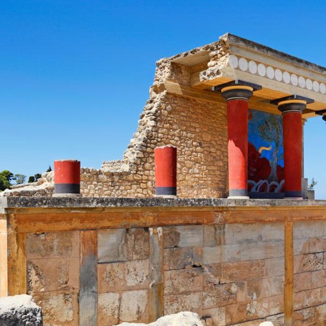 Private group tour of Knossos and Boutari Winery image 1