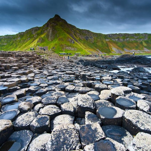 Giants Causeway and Belfast City Tour image 1