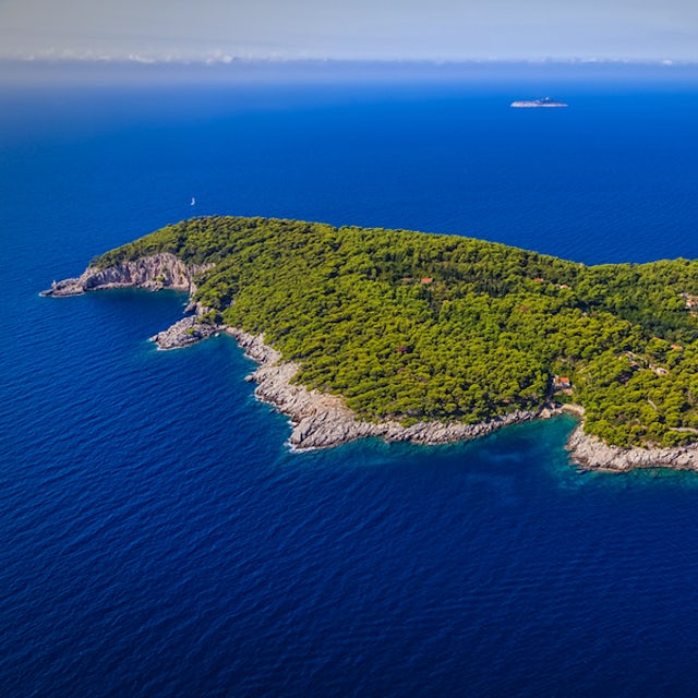 Private Elaphite Islands by Motorboat image 1