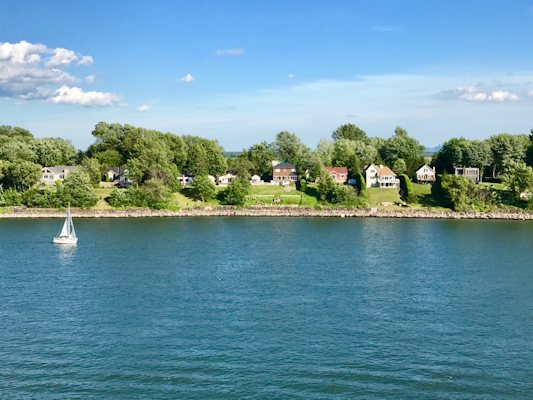 Cruise St. Lawrence River cruise port