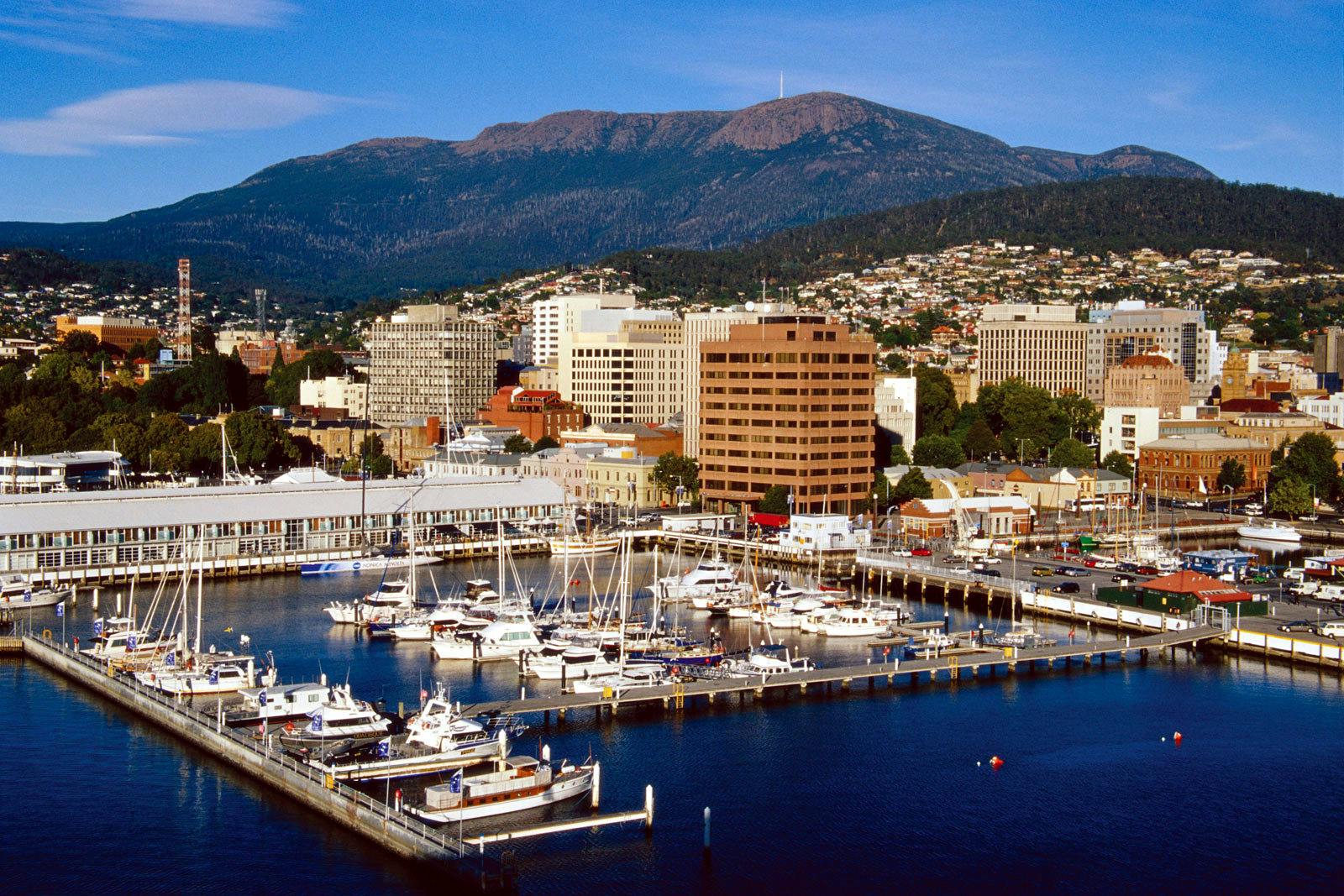 Hobart, Tasmania, Australia Cruises Excursions, Reviews, & Photos