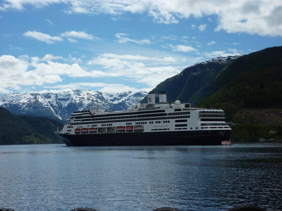 ulvik fjord cruise