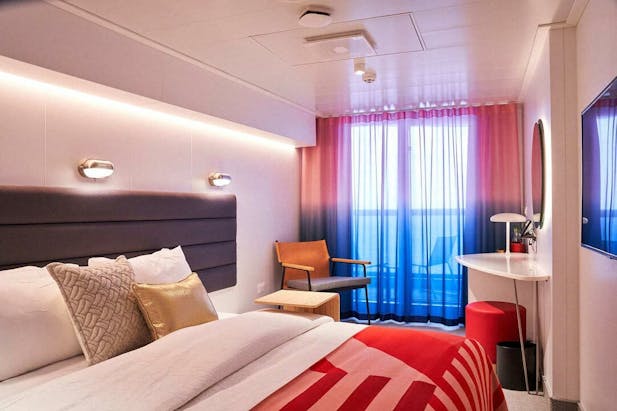 Brilliant Lady Cabins & Staterooms - Cruiseline.com