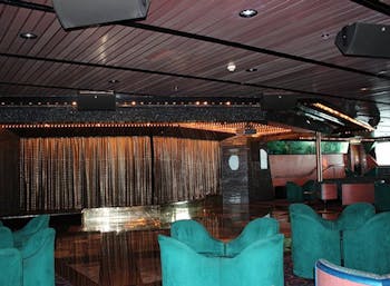 Forum Aft Lounge Photo