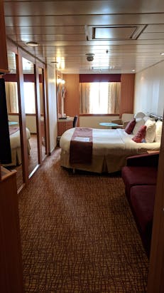 Celebrity Summit Cabins & Staterooms - Cruiseline.com