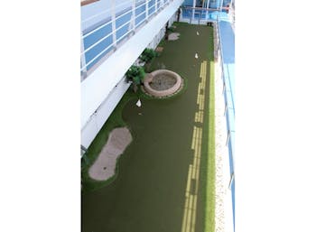 Putting Green Photo