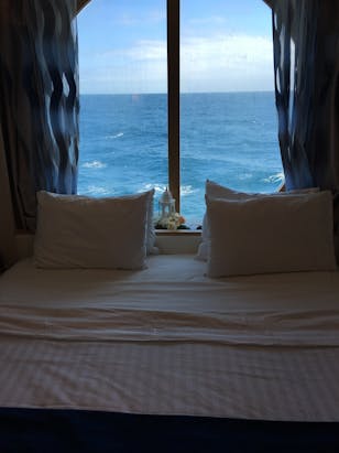 Explorer Of The Seas Cabins Staterooms Cruiseline Com Explorer Of The Seas Cabins Staterooms Cruiseline Com
