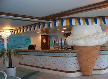 Ice Cream Bar Photo