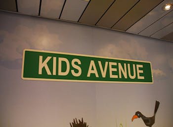 Kids Avenue Photo