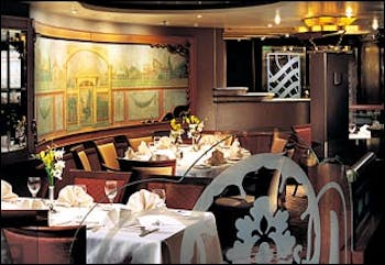 Neapolitan Dining Room Photo