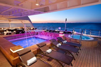 Whirlpool Deck 5 Photo