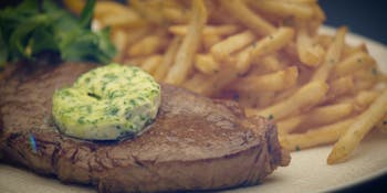 Le Grande Bistro Photo
