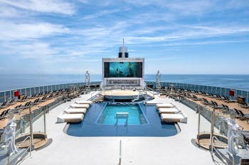 msc seascape yacht club pool deck