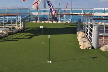 Putting Green Photo