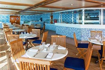 Waves Grill Photo