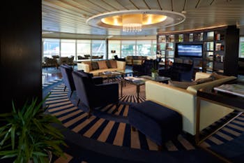 Yacht Club Cafe' Photo